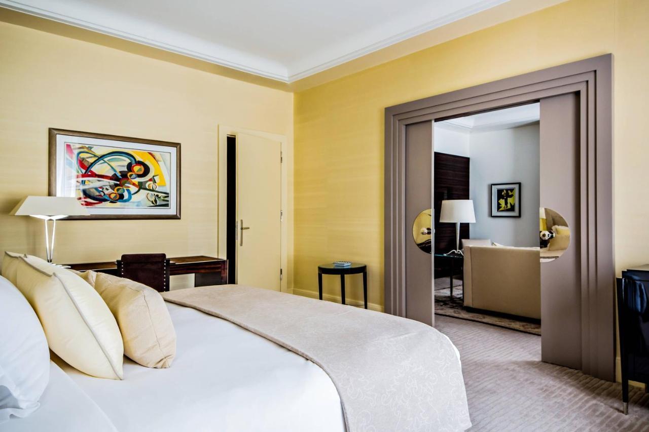 Prince De Galles, A Luxury Collection Hotel, Párizs Kültér fotó
