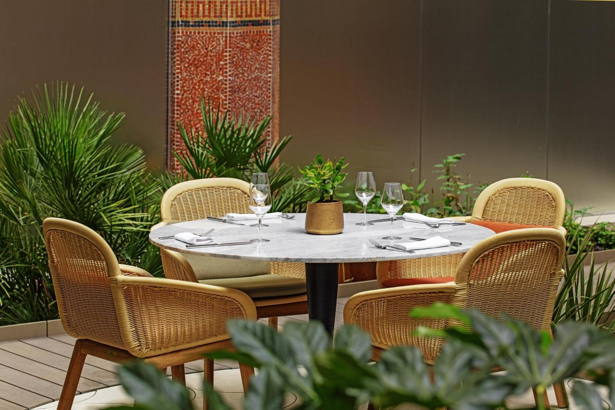 Prince De Galles, A Luxury Collection Hotel, Párizs Kültér fotó